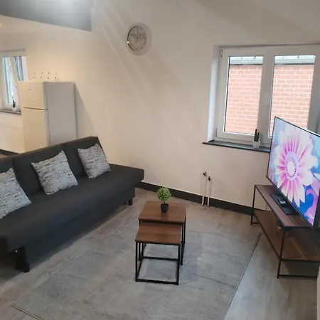 Duplex Cosy Gosselies - 4km Aéroport Et Commerces Appartement *