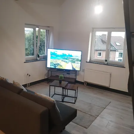 Apartment Duplex Cosy Gosselies - 4km Aeroport Et Commerces
